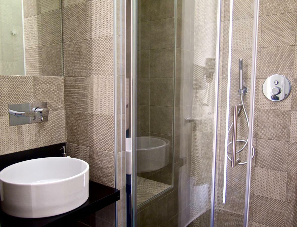 B&B Umberto 134 Катанія Екстер'єр фото